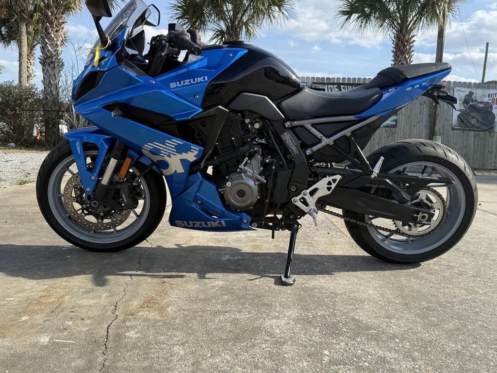 2024 Suzuki GSX 8R 8R in Daytona Beach, FL