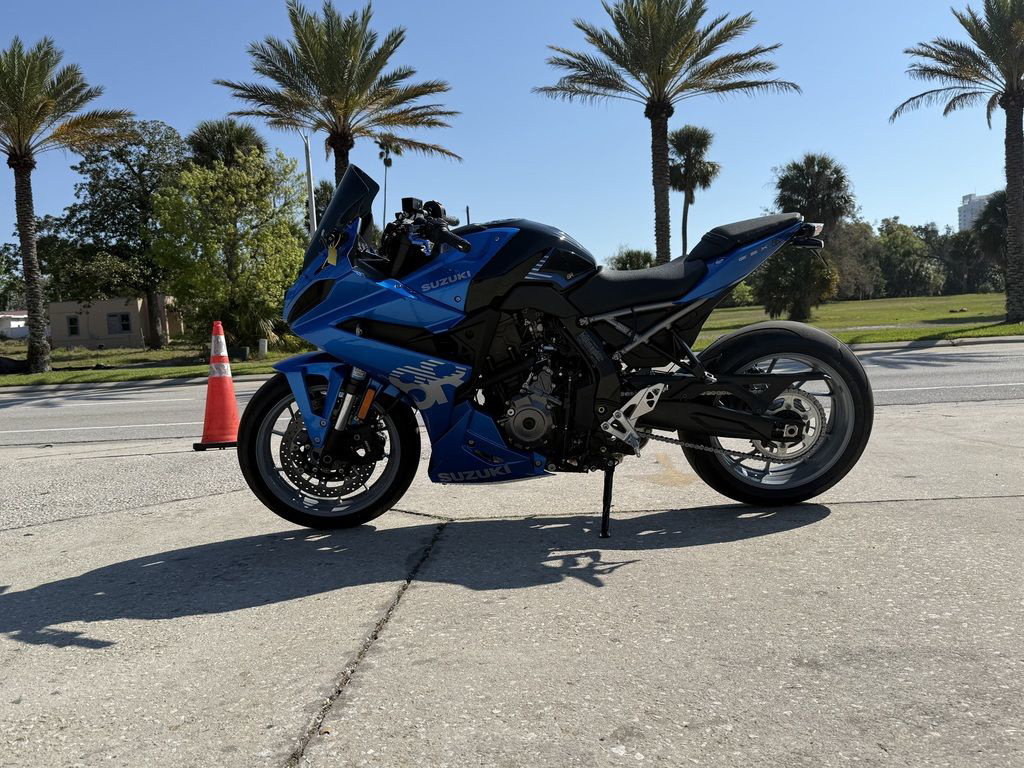 2024 Suzuki GSX 8R 8R in Daytona Beach, FL