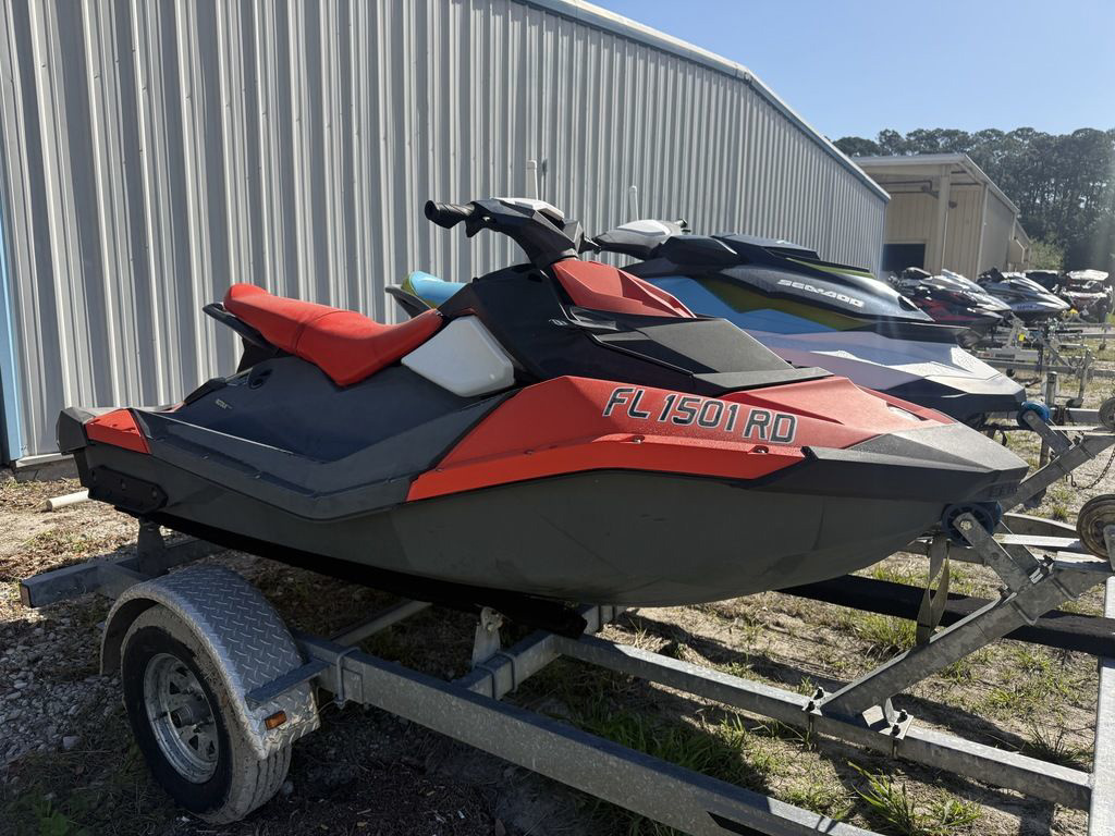 2016 Sea-Doo Spark 3-Up Rotax 900 HO ACE iBR & Convenience Pkg Plus 3 UP in Jacksonville, FL