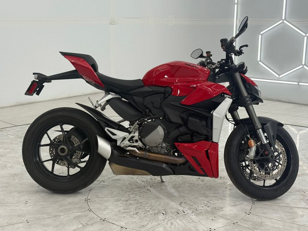 2024 Ducati Streetfighter V2 Red BASE in Las Vegas, NV