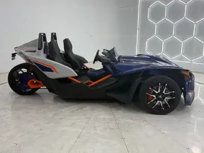2022 Polaris Slingshot R Midnight Storm Fade (Manual)