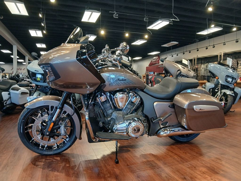 2026 Indian Challenger Limited Nara Bronze Metallic LIMITED in Ocala, FL
