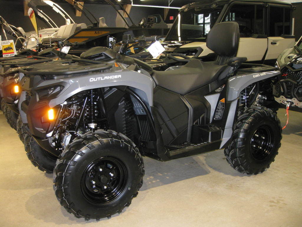 2026 Can-Am Outlander MAX DPS 700 in indian river MI