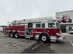 2018 PIERCE ARROW XT LADDER
