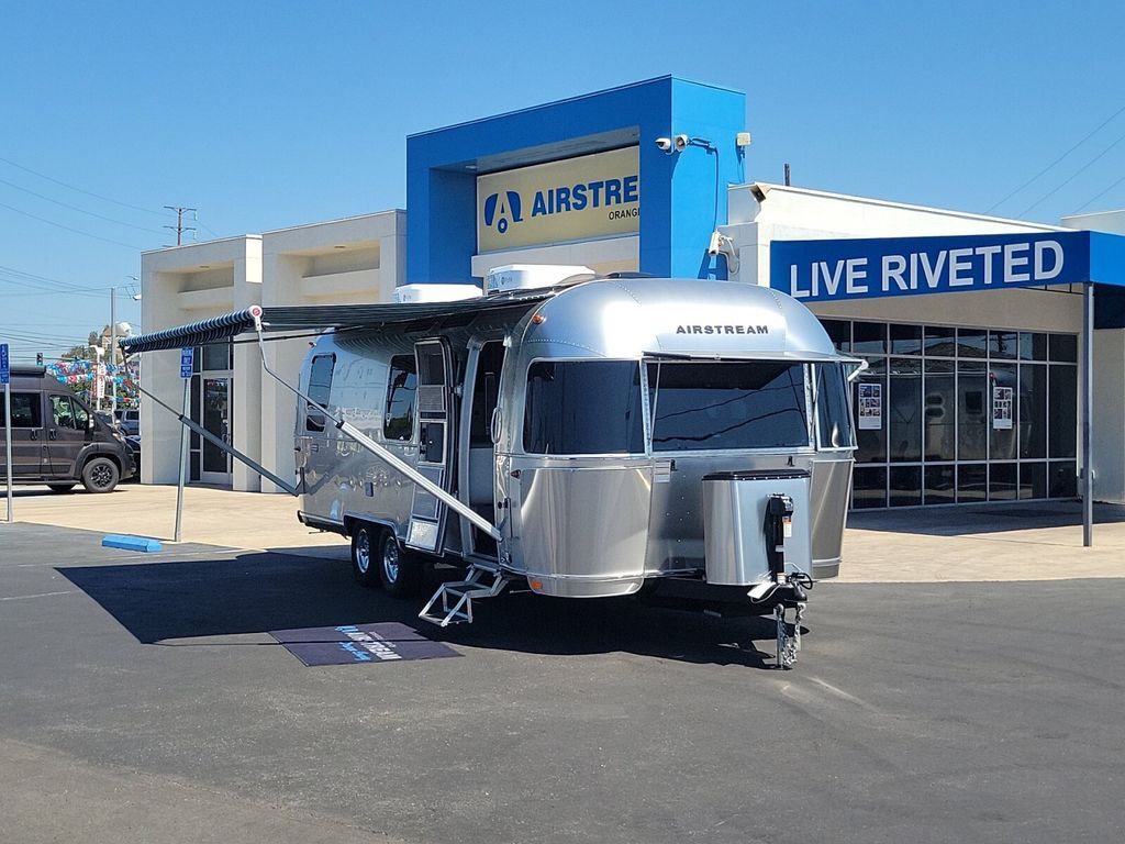 2026 Airstream International 28RB Queen in midway city CA