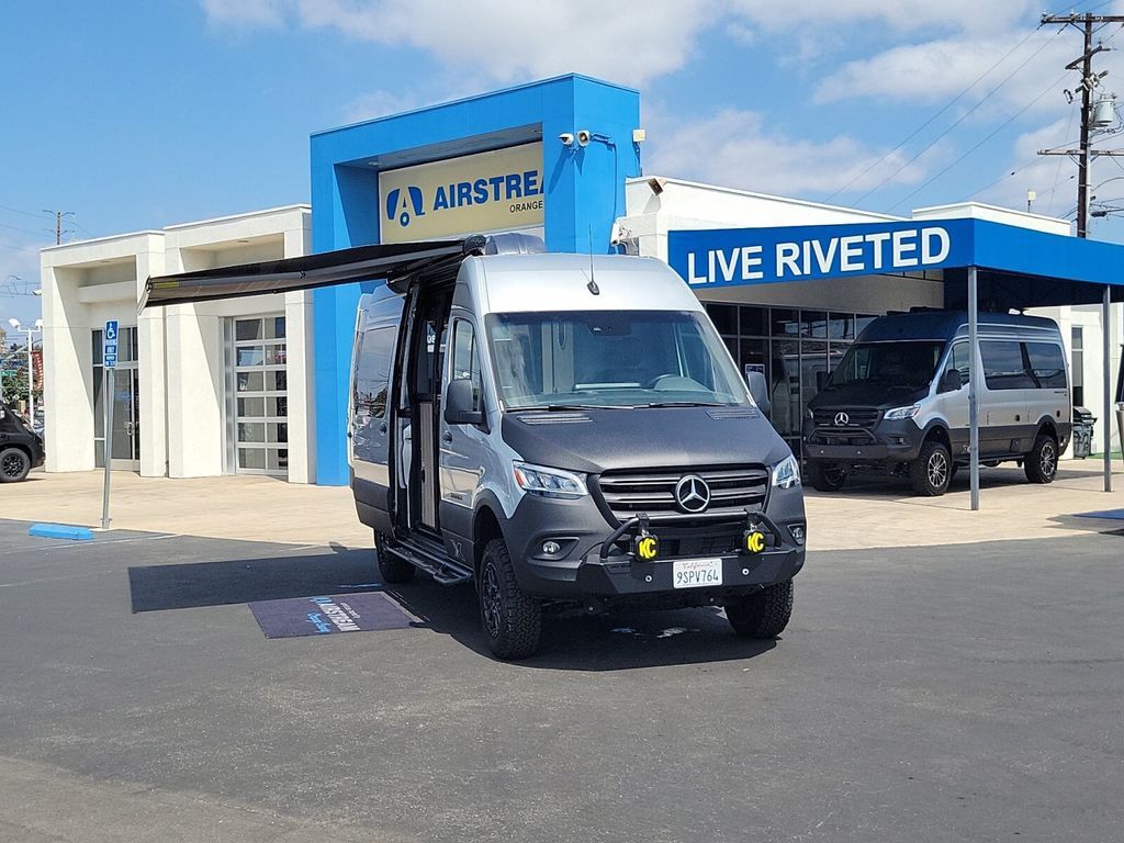 2025 Airstream Interstate 19 X E1 in midway city CA