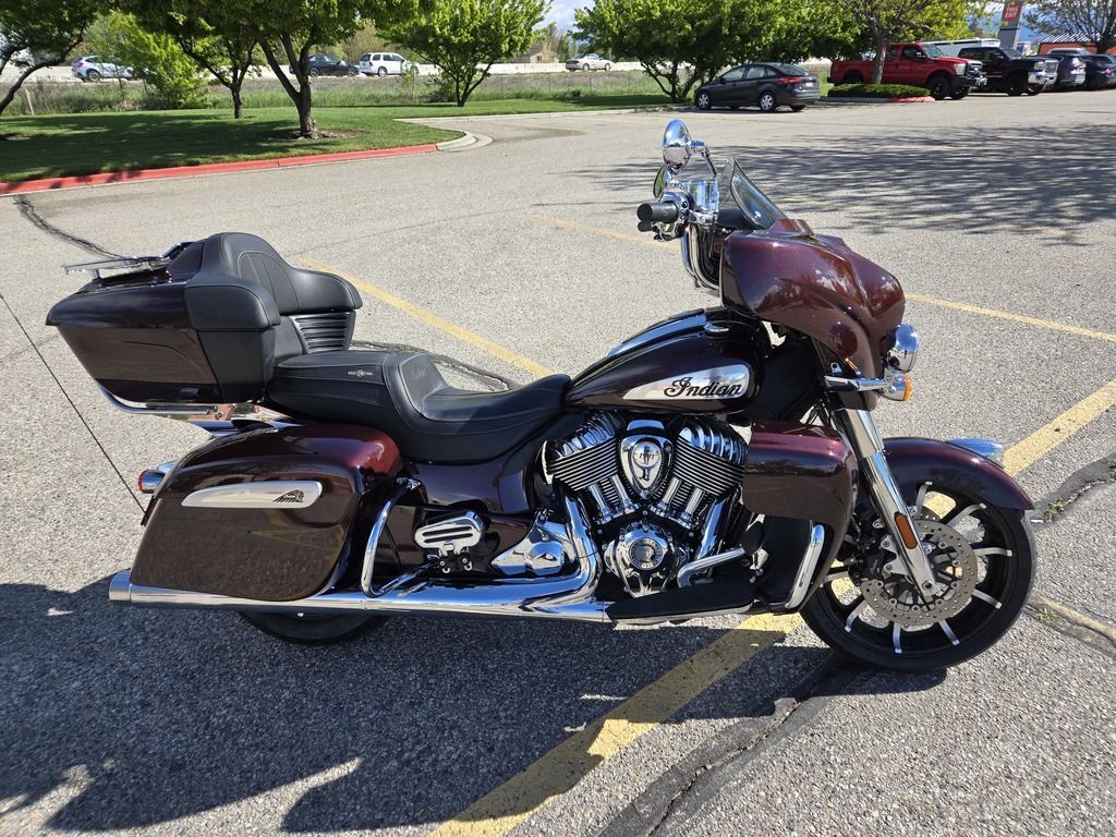 2021 Indian Motorcycle® Roadmaster® Limited Crimson Metallic LIMITED in Meridian, ID