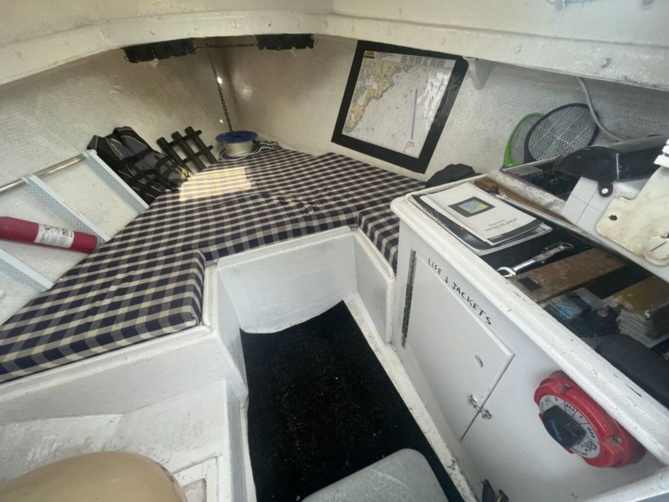 A photo of this 1995 Outlaw 25 DOWNEAST
