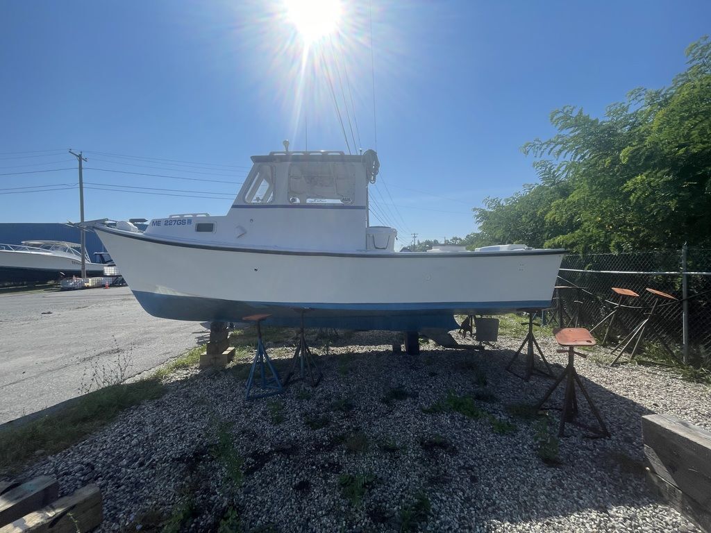 1995 Outlaw 25 DOWNEAST in south portland ME