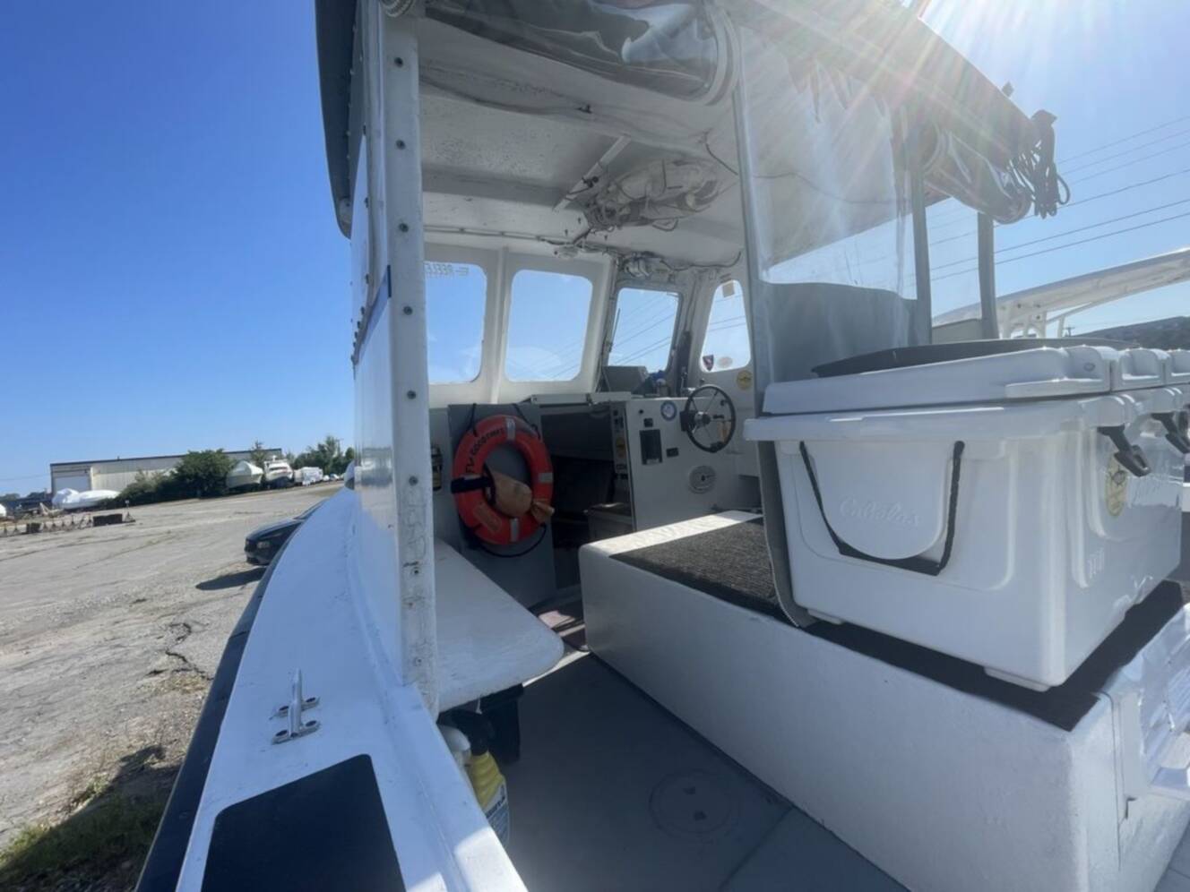 A photo of this 1995 Outlaw 25 DOWNEAST