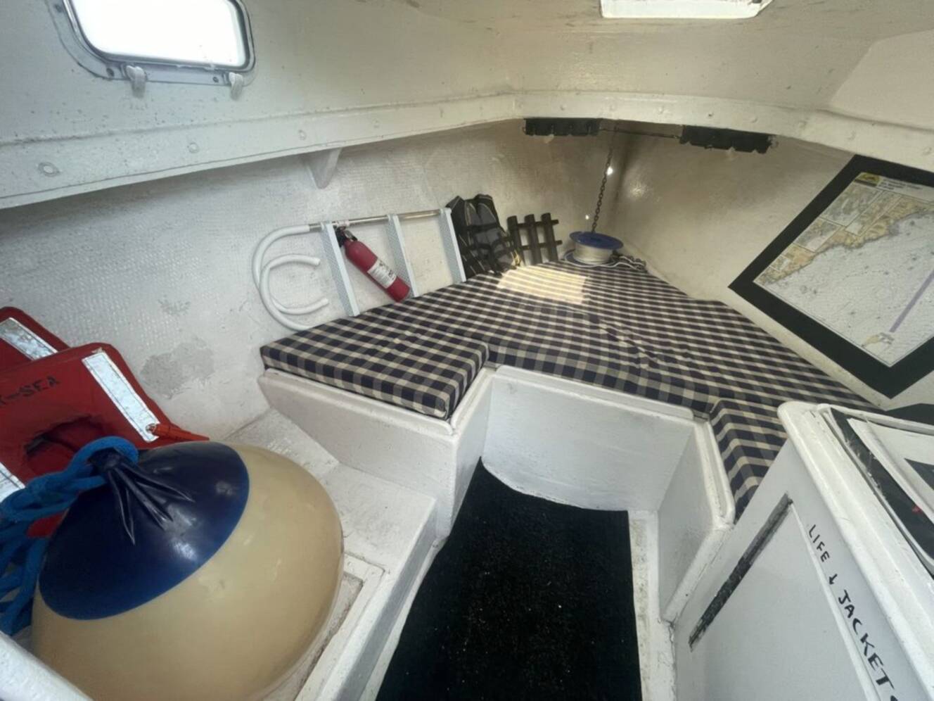A photo of this 1995 Outlaw 25 DOWNEAST