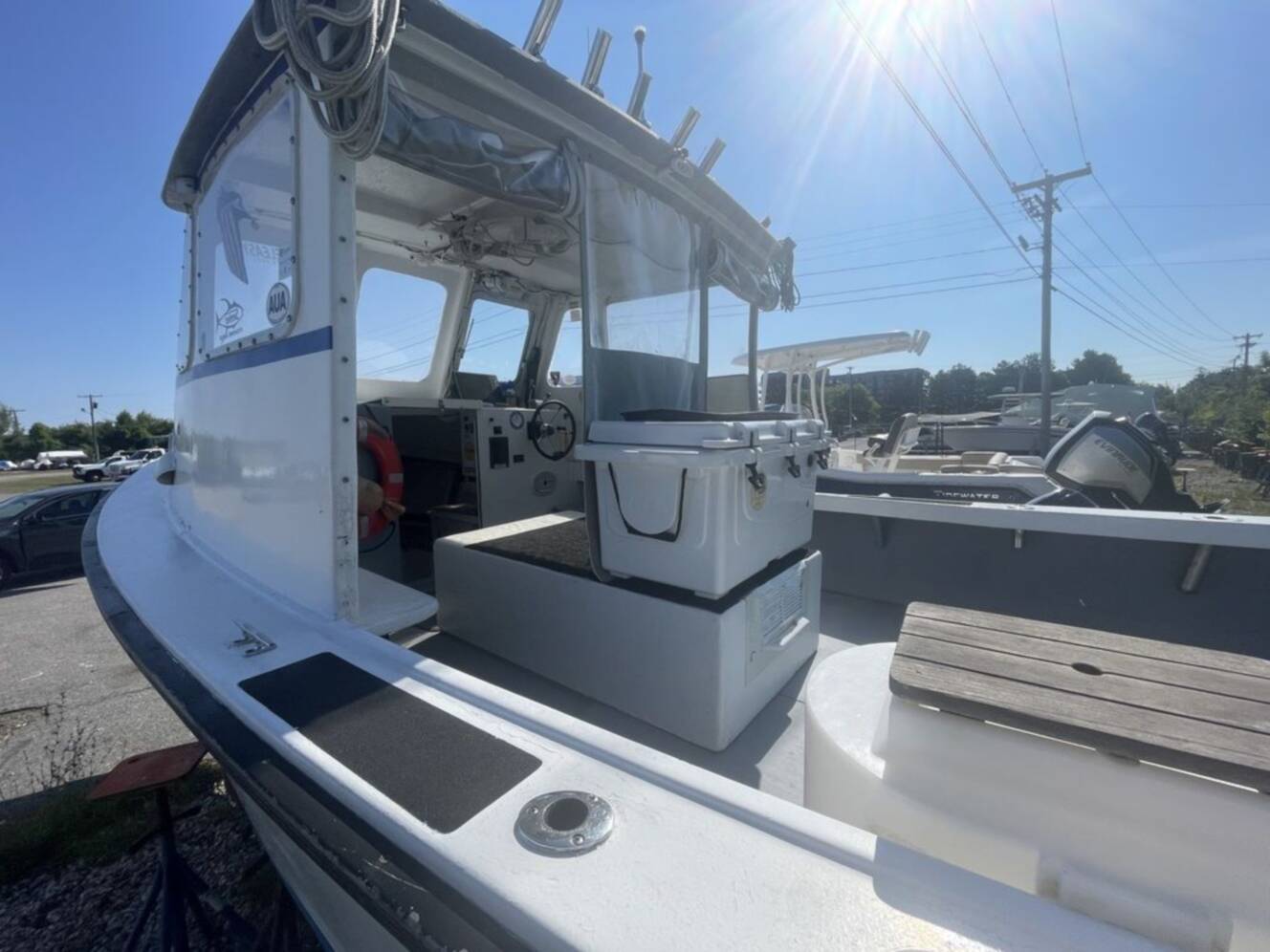 A photo of this 1995 Outlaw 25 DOWNEAST