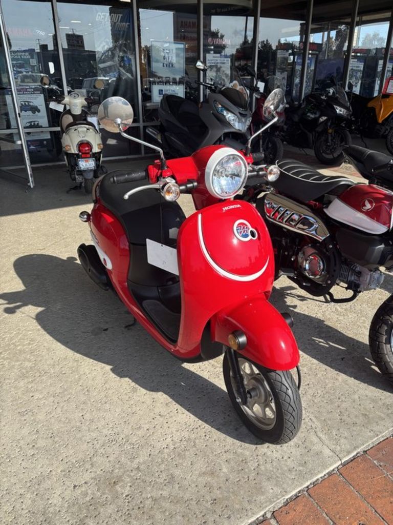 2016 Honda Metropolitan in La Habra, CA