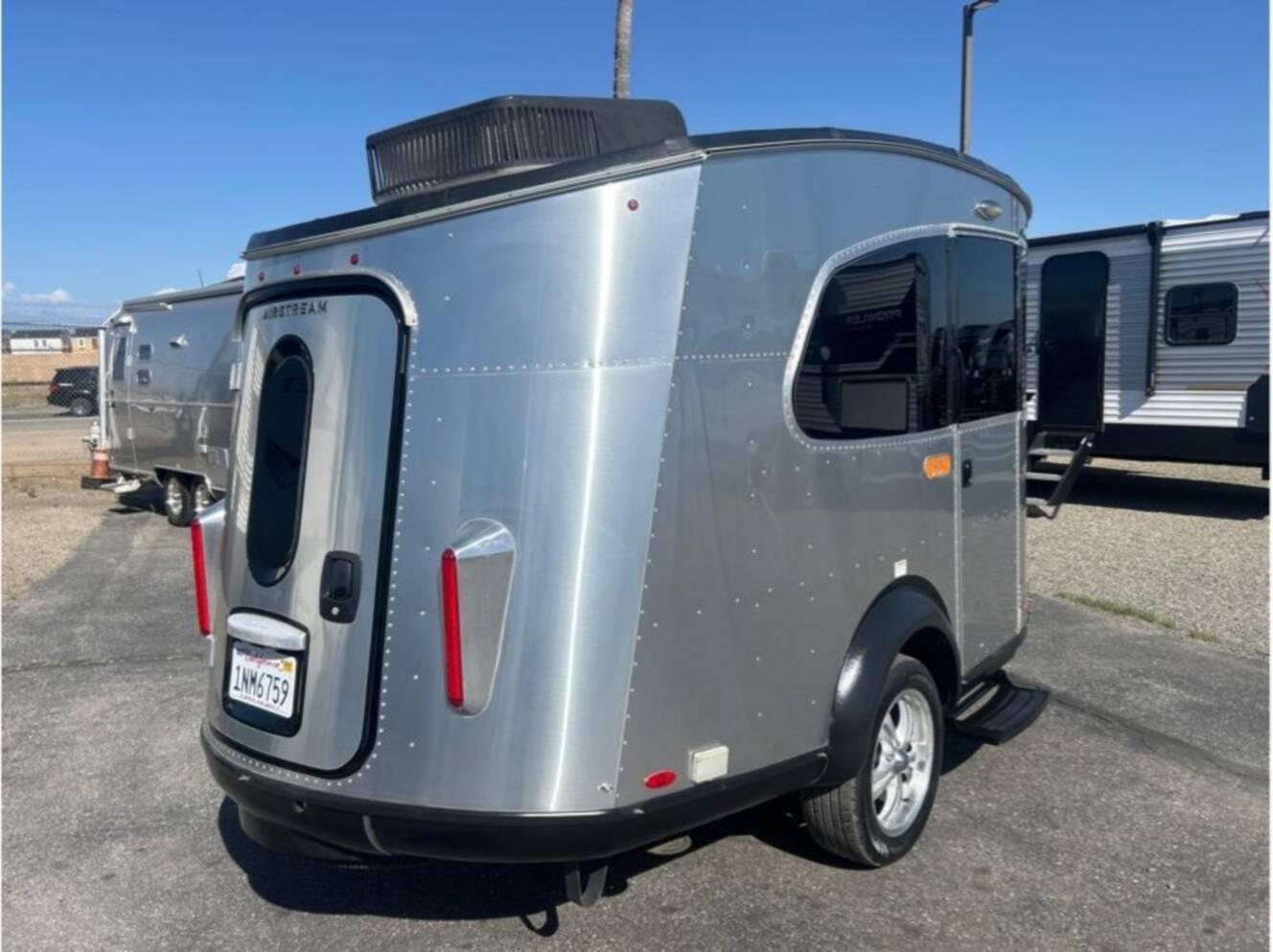 A photo of this 2017 Airstream Basecamp M-16