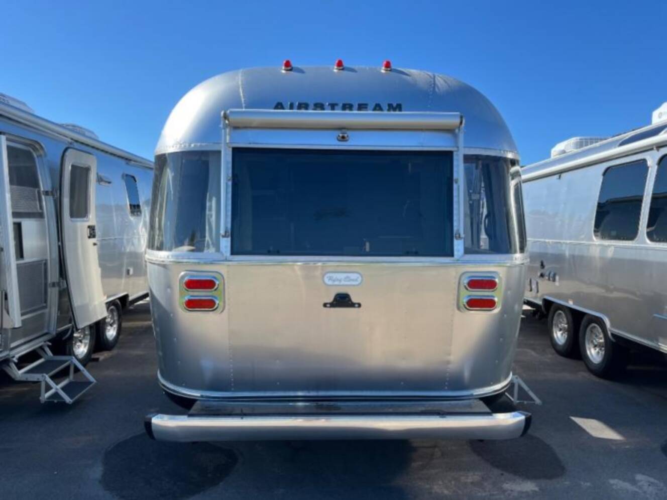 A photo of this 2027 Airstream Flying Cloud 25FB Twin