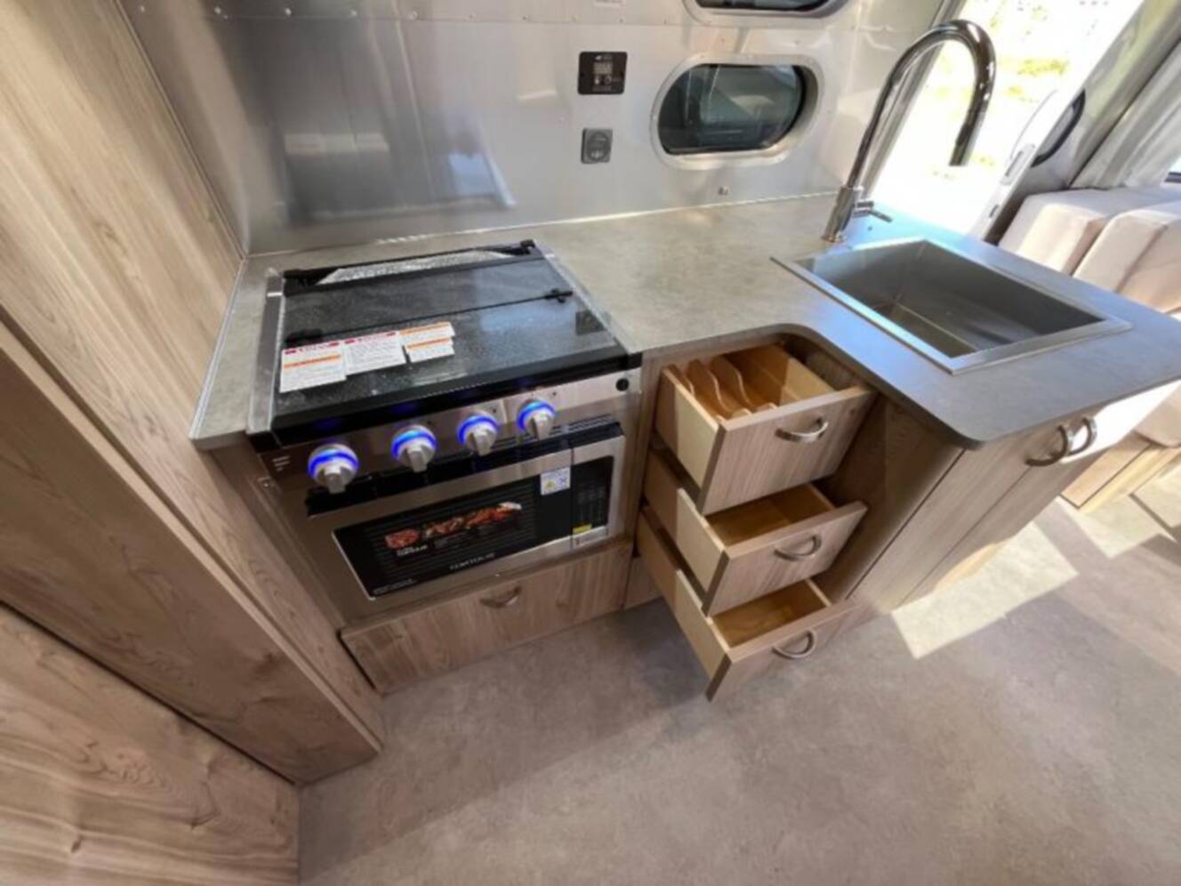 A photo of this 2027 Airstream Flying Cloud 25FB Twin
