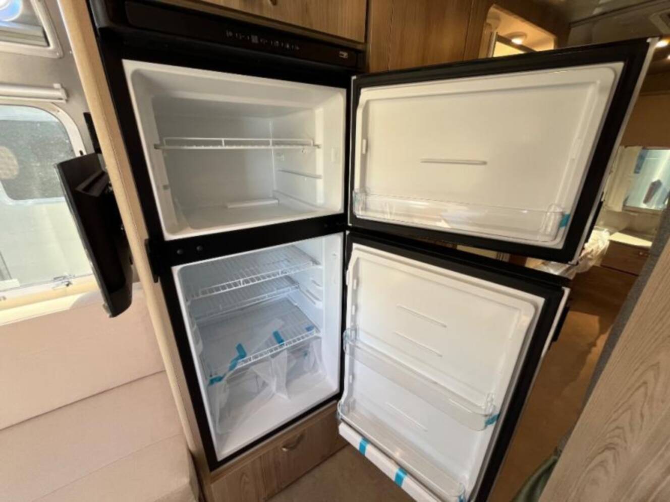 A photo of this 2027 Airstream Flying Cloud 25FB Twin