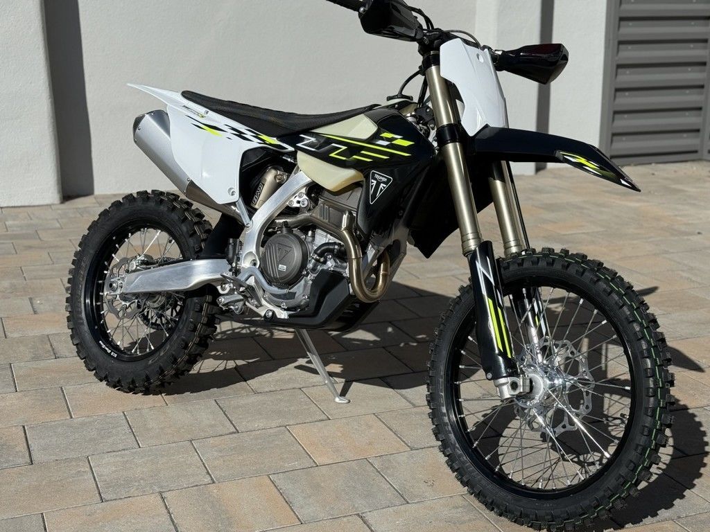 2026 Triumph TF 250-C Jet black/ Pure white 250-C in Reno, NV