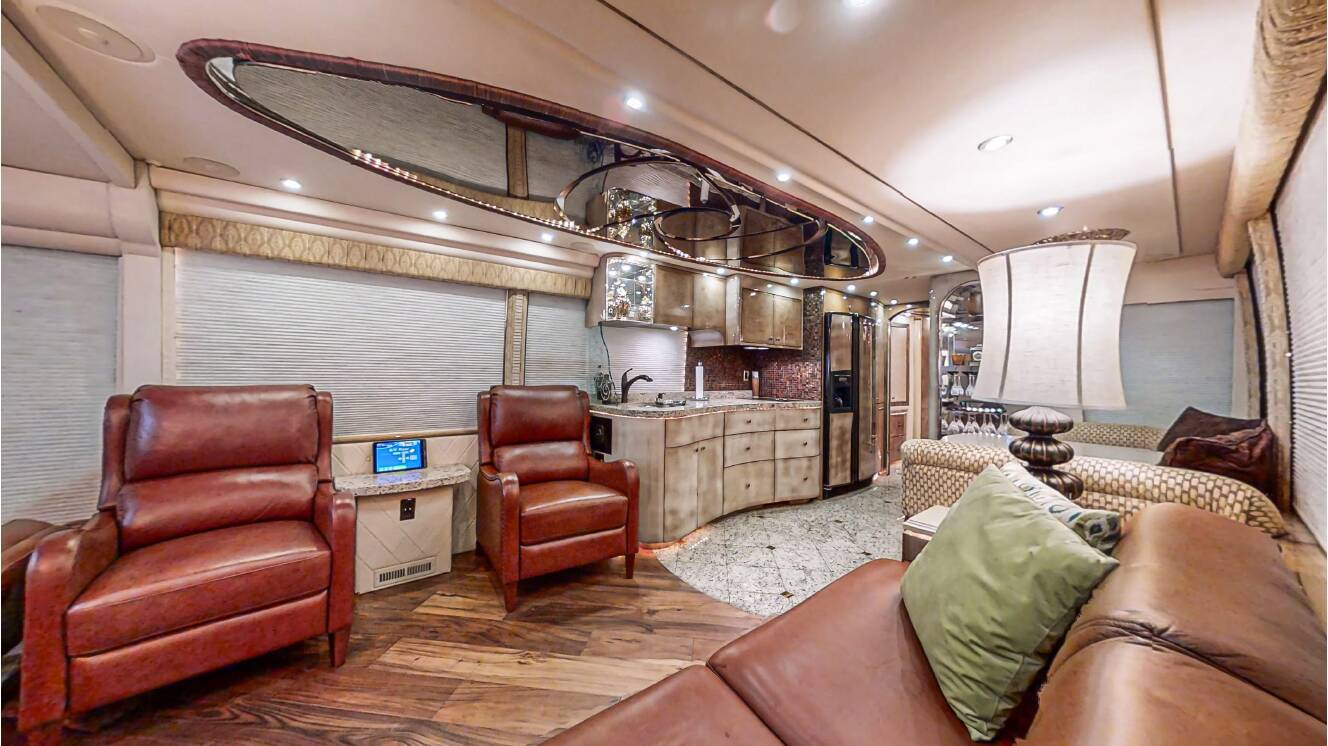 A photo of this 2005 Prevost Millennium H3-45