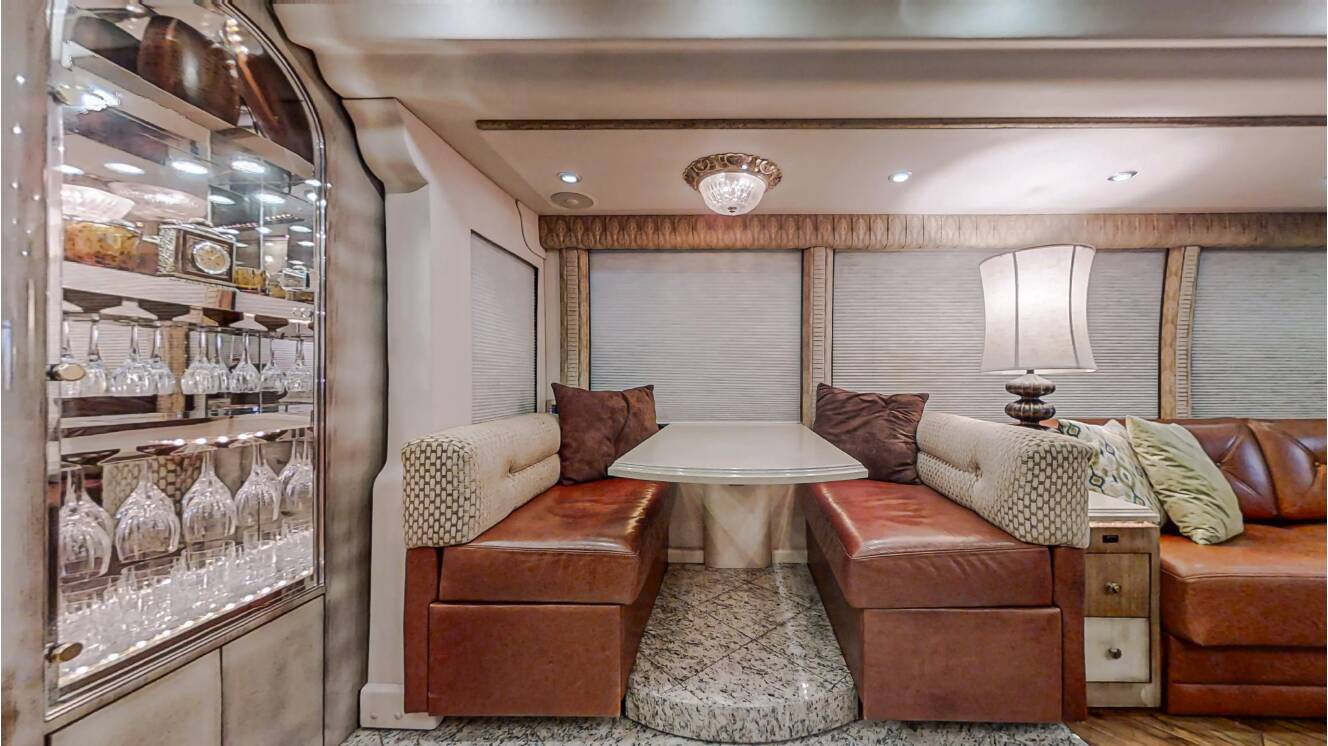 A photo of this 2005 Prevost Millennium H3-45
