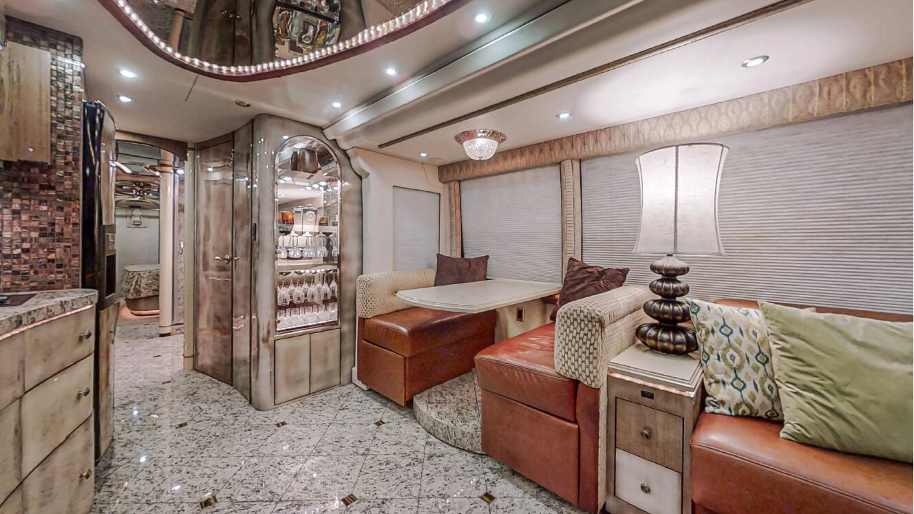 A photo of this 2005 Prevost Millennium H3-45