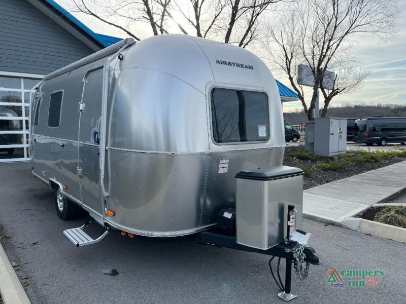 2026 Airstream World Traveler 22RB in ramsey MN