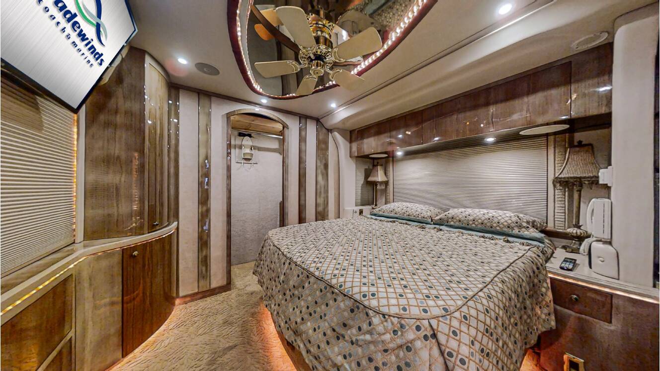 A photo of this 2005 Prevost Millennium H3-45