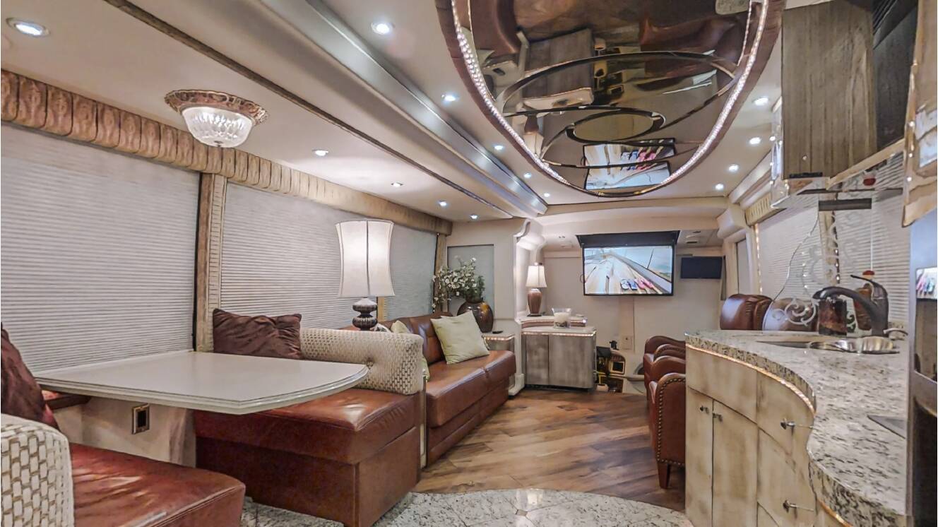 A photo of this 2005 Prevost Millennium H3-45