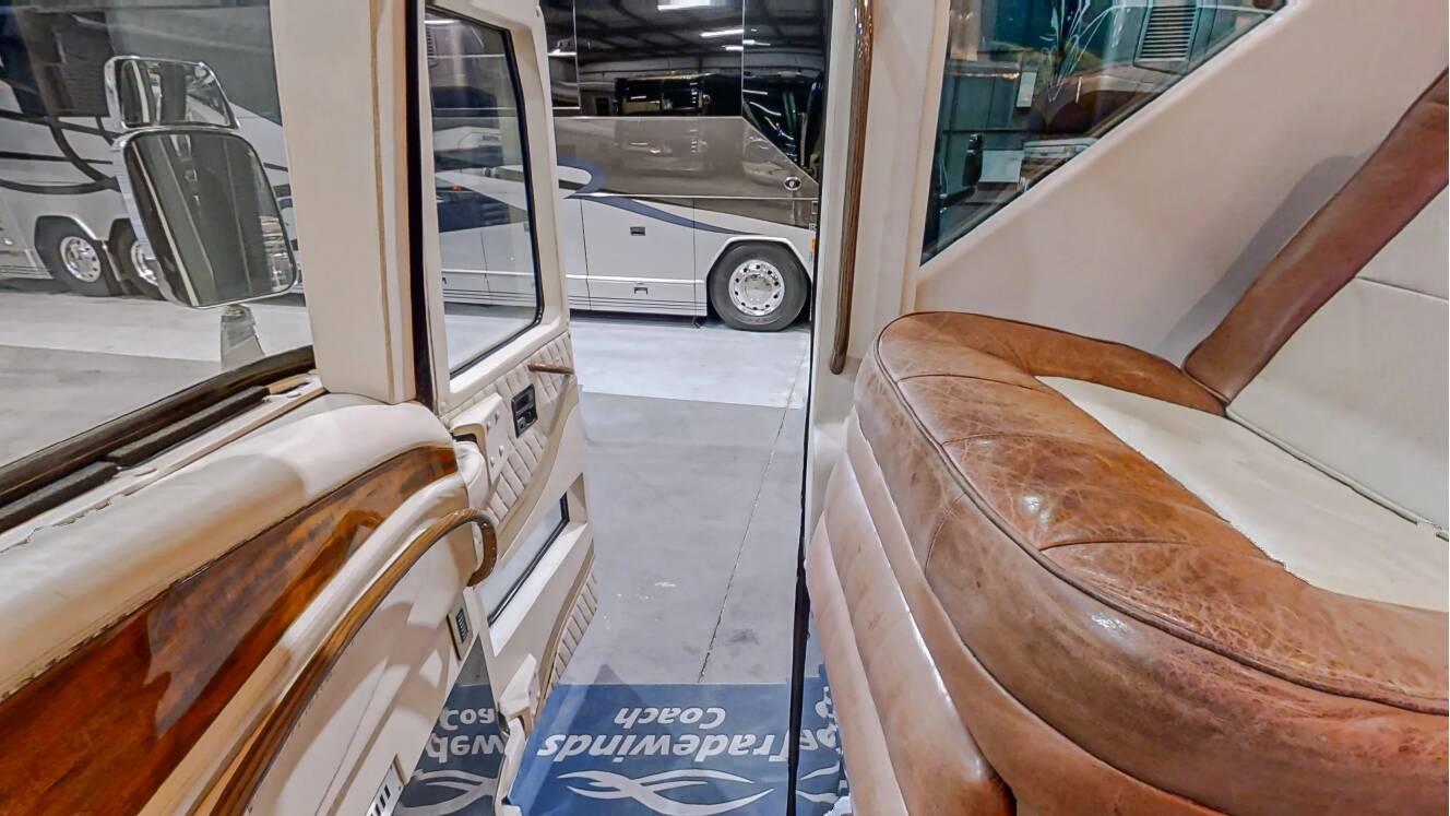 A photo of this 2005 Prevost Millennium H3-45