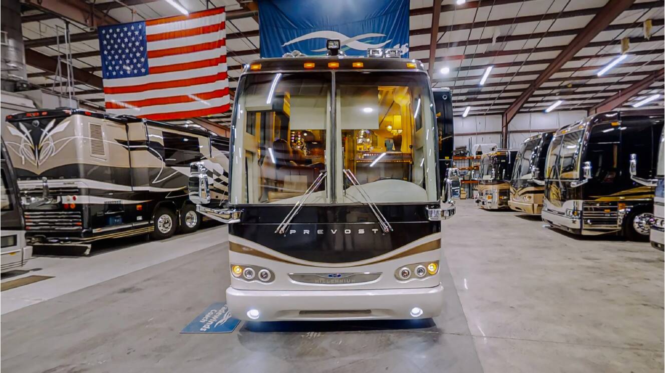 A photo of this 2005 Prevost Millennium H3-45