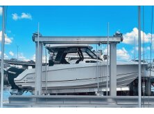 Boston Whaler 350 Realm Review image