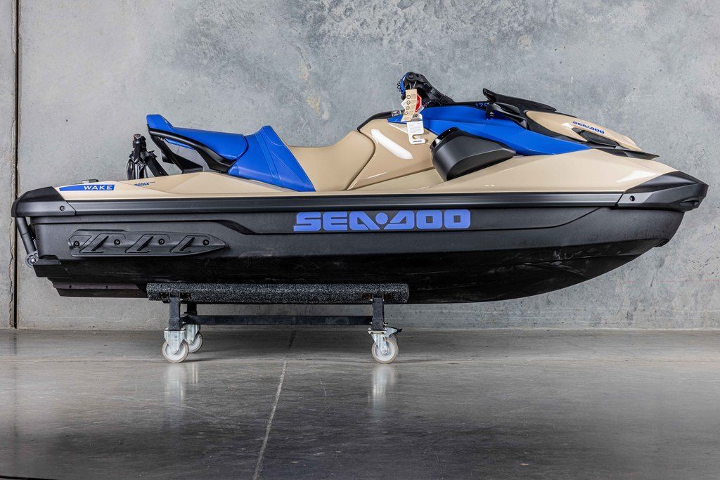 2026 Sea-Doo Wake 170 BRP Premium Audio, iDF, iBR in logan UT