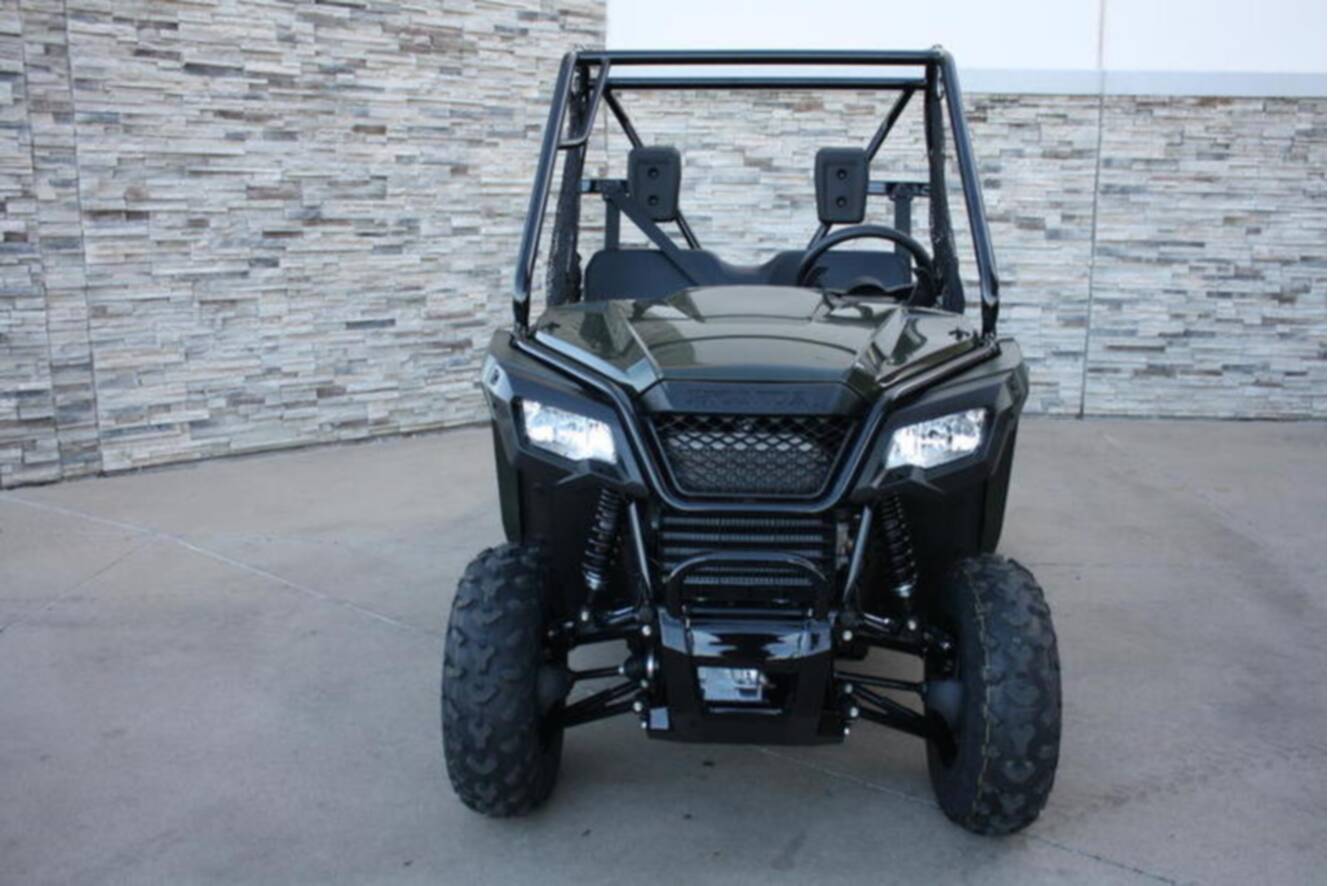 A photo of this 2026 Honda Pioneer 520