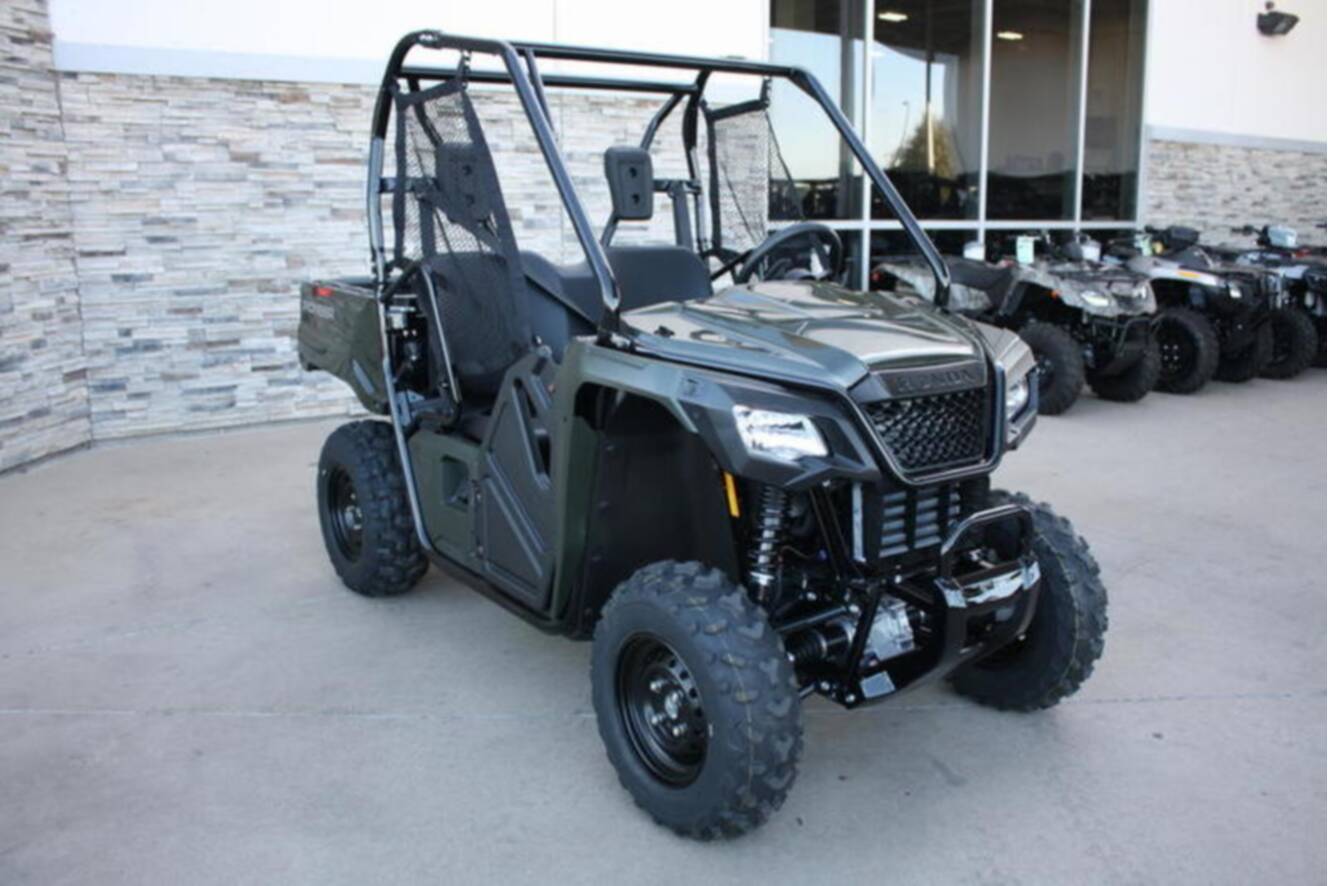 A photo of this 2026 Honda Pioneer 520