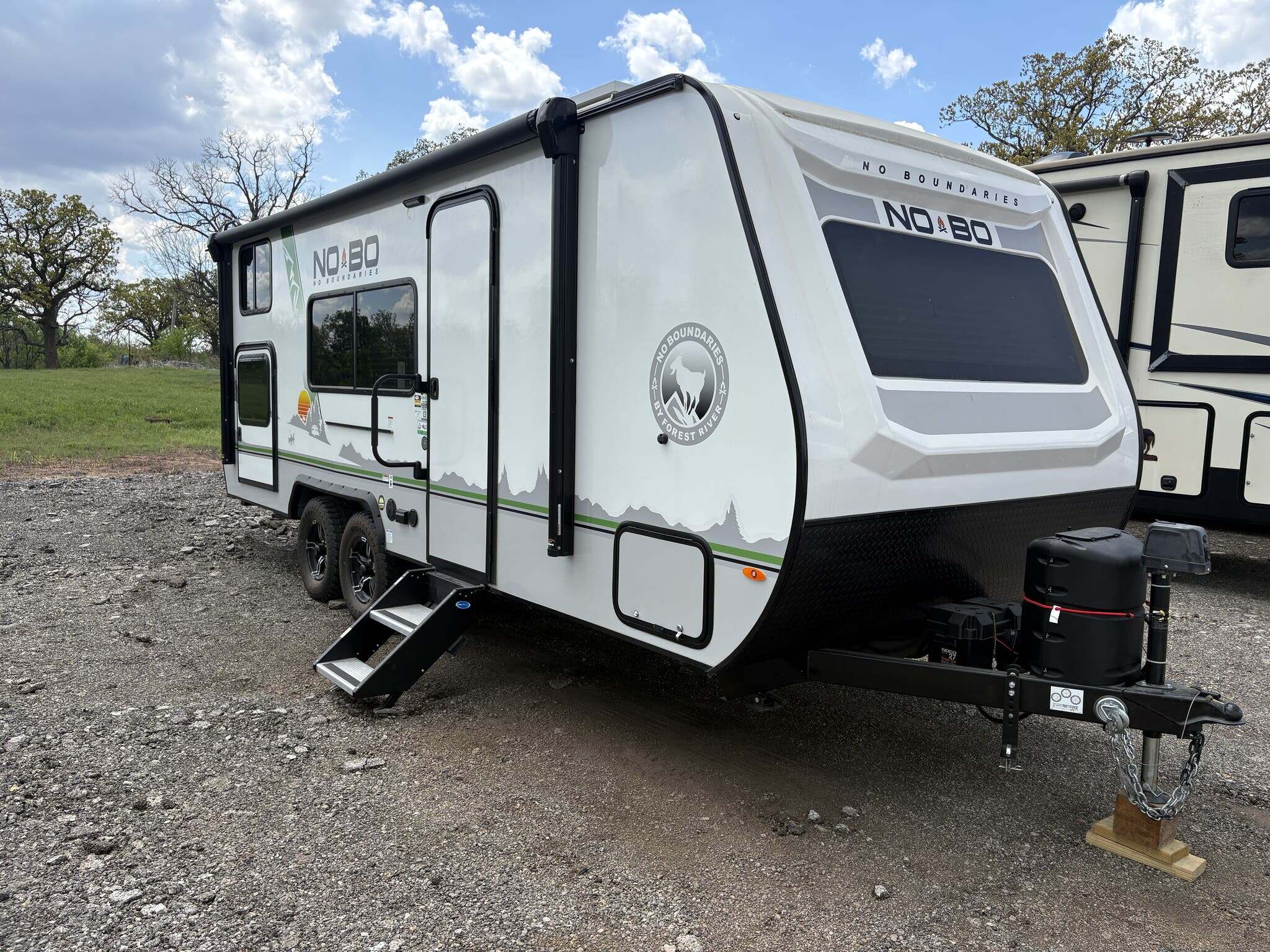 2021 Forest River No Boundaries NB19.3 RV