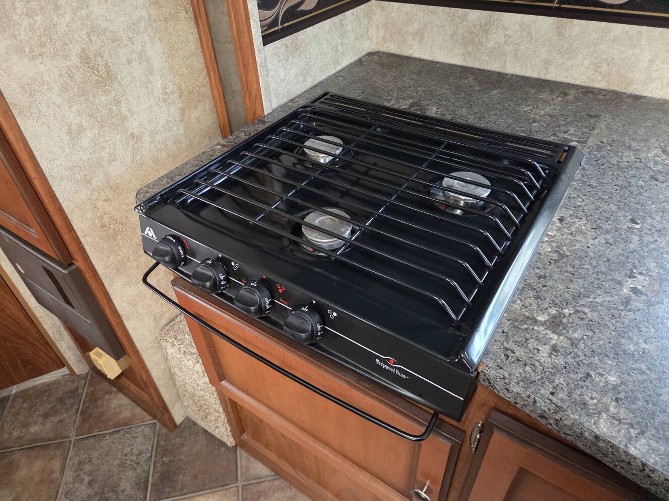 A photo of this 2013 Keystone Passport Super-Lite 280BH