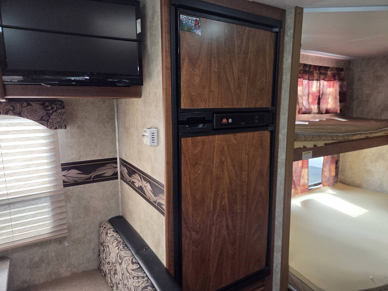 A photo of this 2013 Keystone Passport Super-Lite 280BH