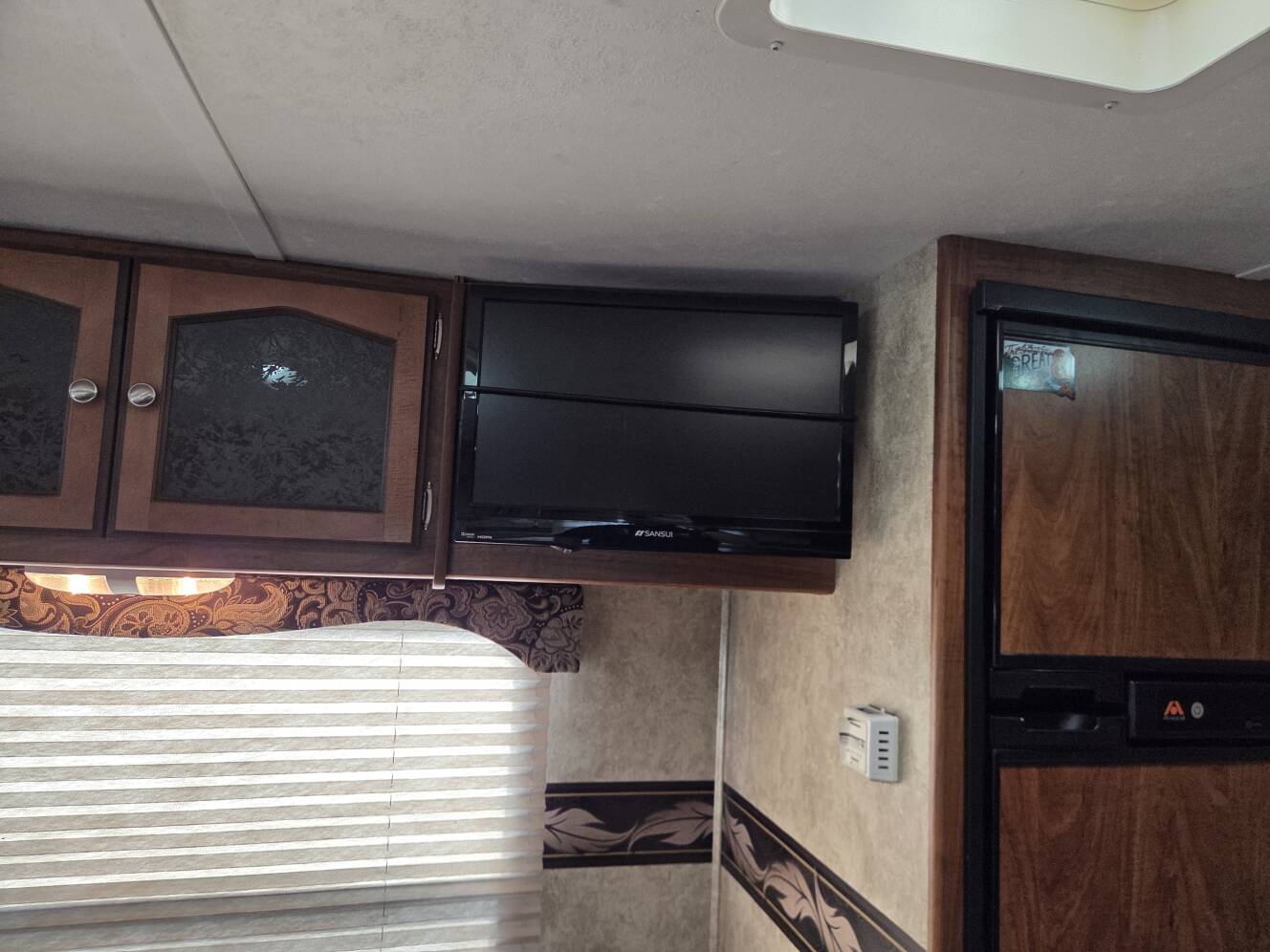 A photo of this 2013 Keystone Passport Super-Lite 280BH