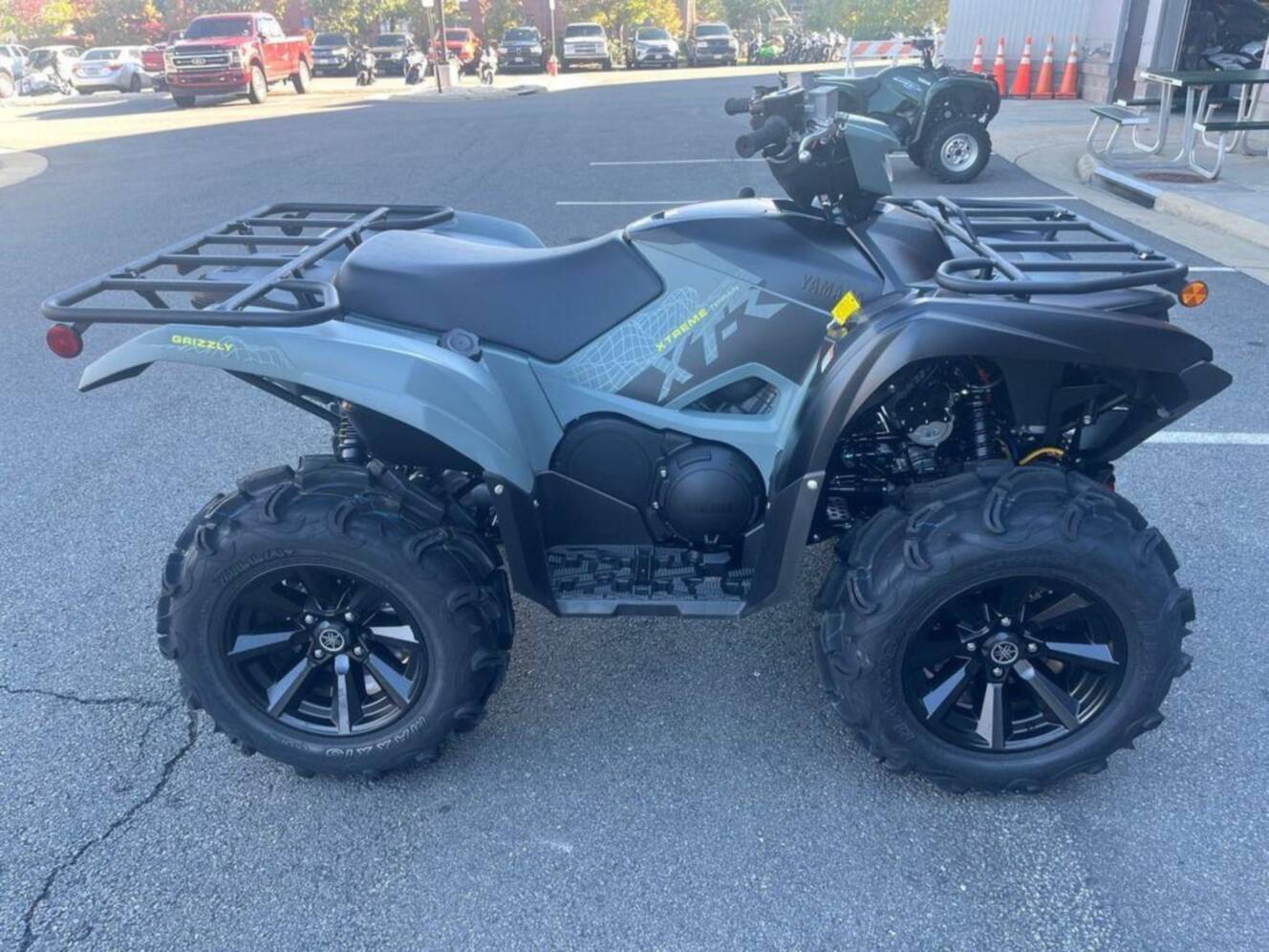 A photo of this 2026 Yamaha Grizzly EPS XT-R