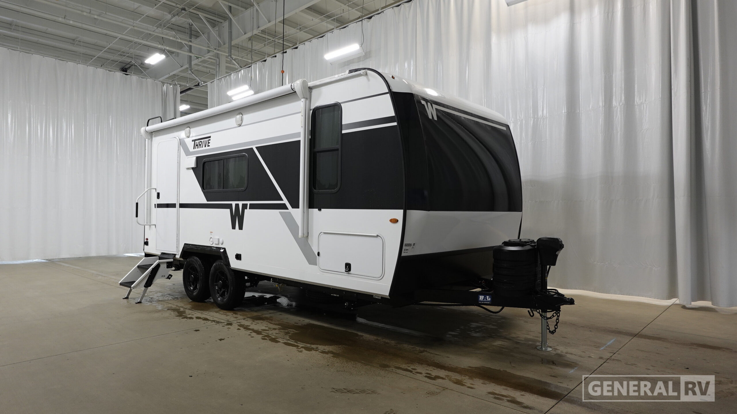 2027 Winnebago THRIVE 18FBS in birch run MI