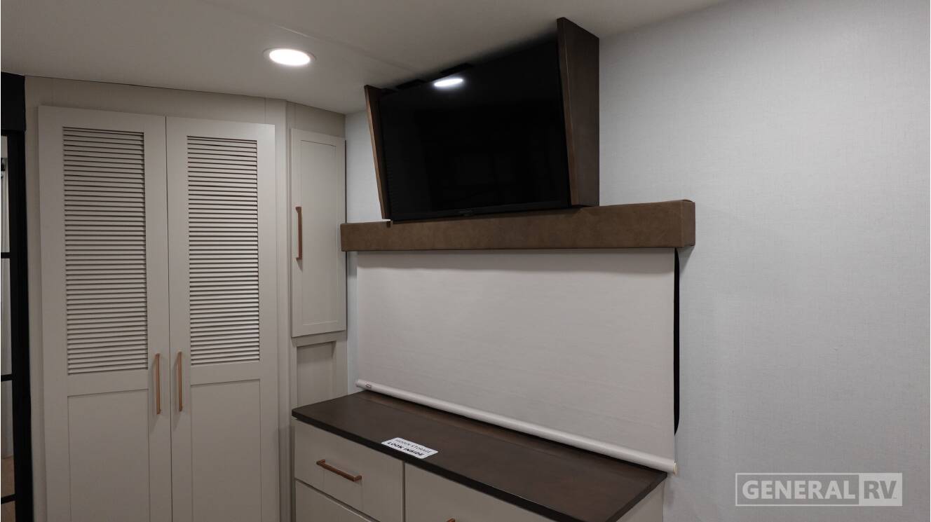 A photo of this 2027 Alliance Rv PARADIGM 395DS