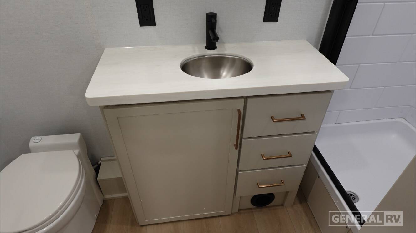 A photo of this 2027 Alliance Rv PARADIGM 395DS