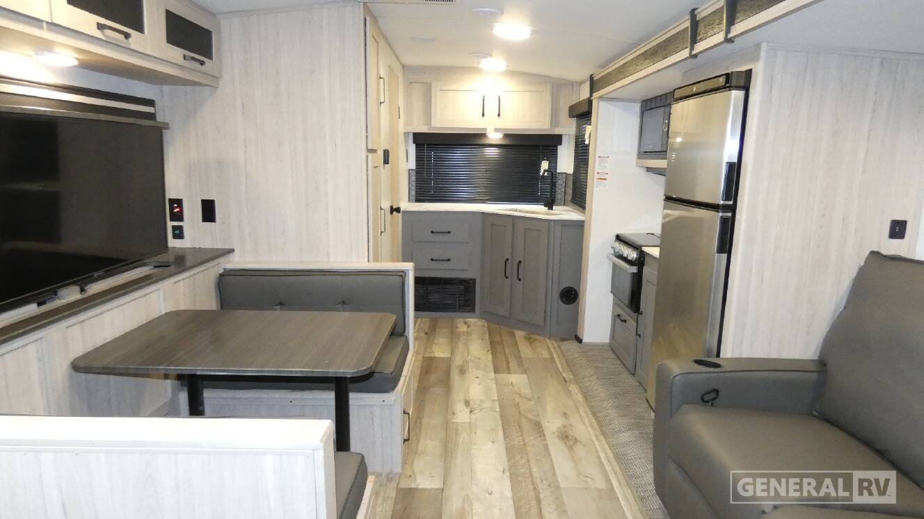 A photo of this 2022 Heartland SUNDANCE Ultra Lite 231ML