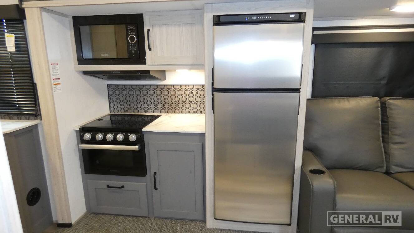 A photo of this 2022 Heartland SUNDANCE Ultra Lite 231ML