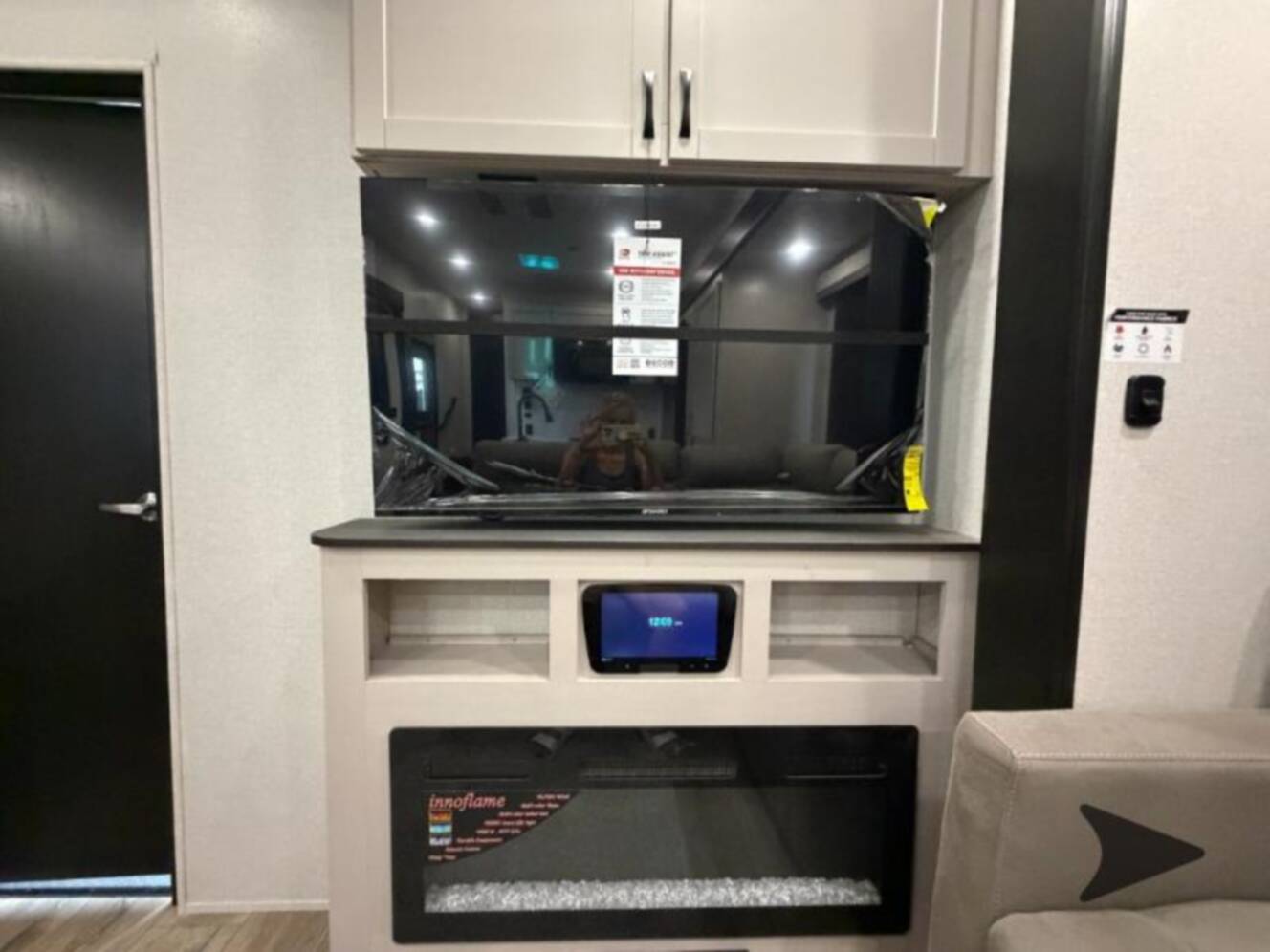 A photo of this 2027 Jayco Seismic 395