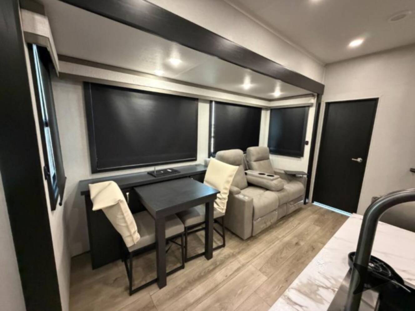 A photo of this 2027 Jayco Seismic 395