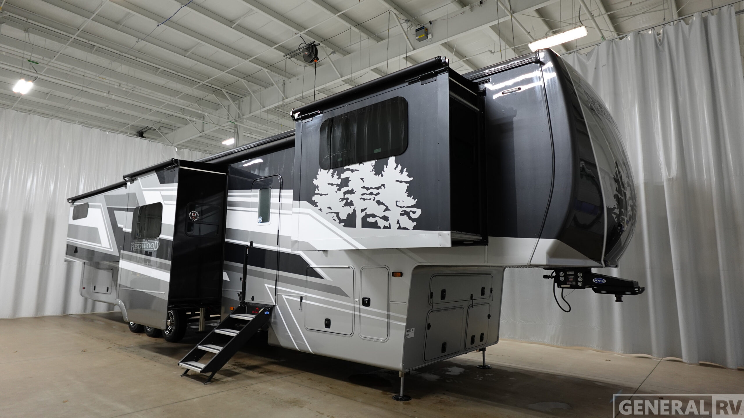 2026 Crossroads Rv REDWOOD 420FL in dover FL