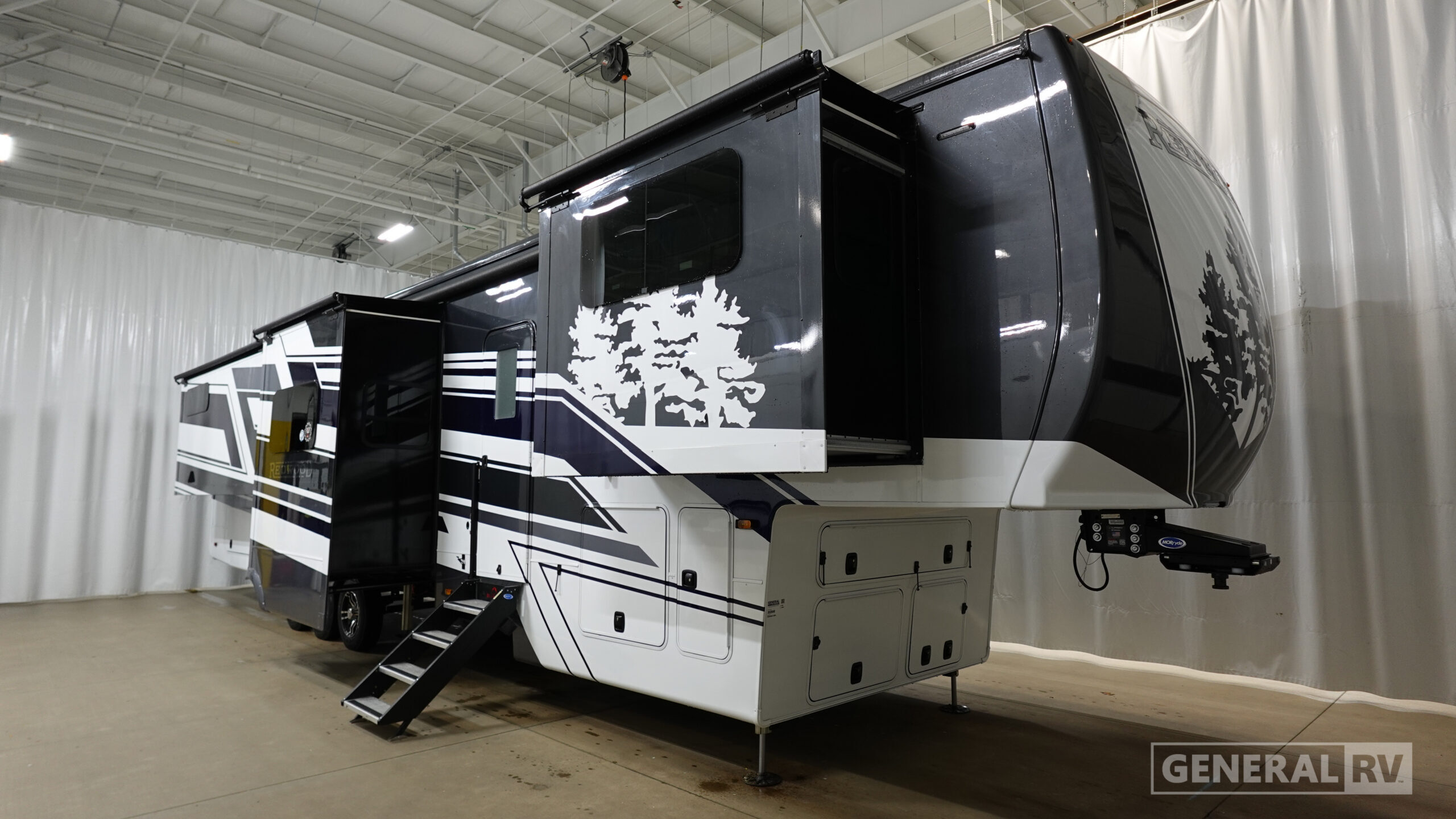 2026 Crossroads Rv REDWOOD 420FL in dover FL