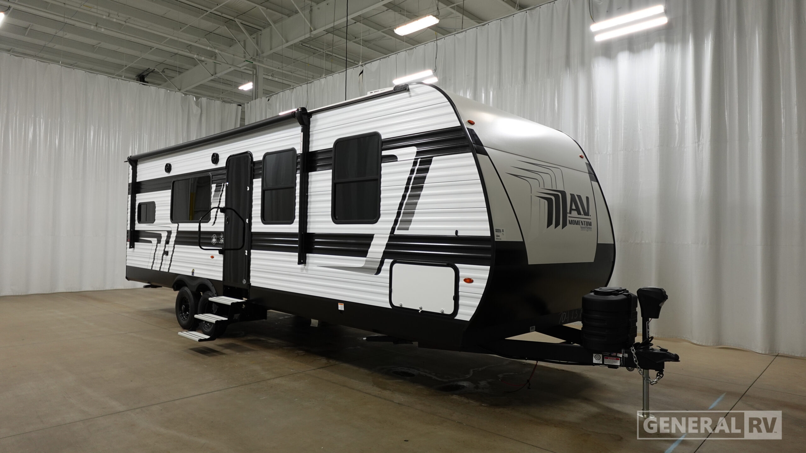 2026 Grand Design Momentum MAV 27MAV Travel Trailer Toy Hauler RV