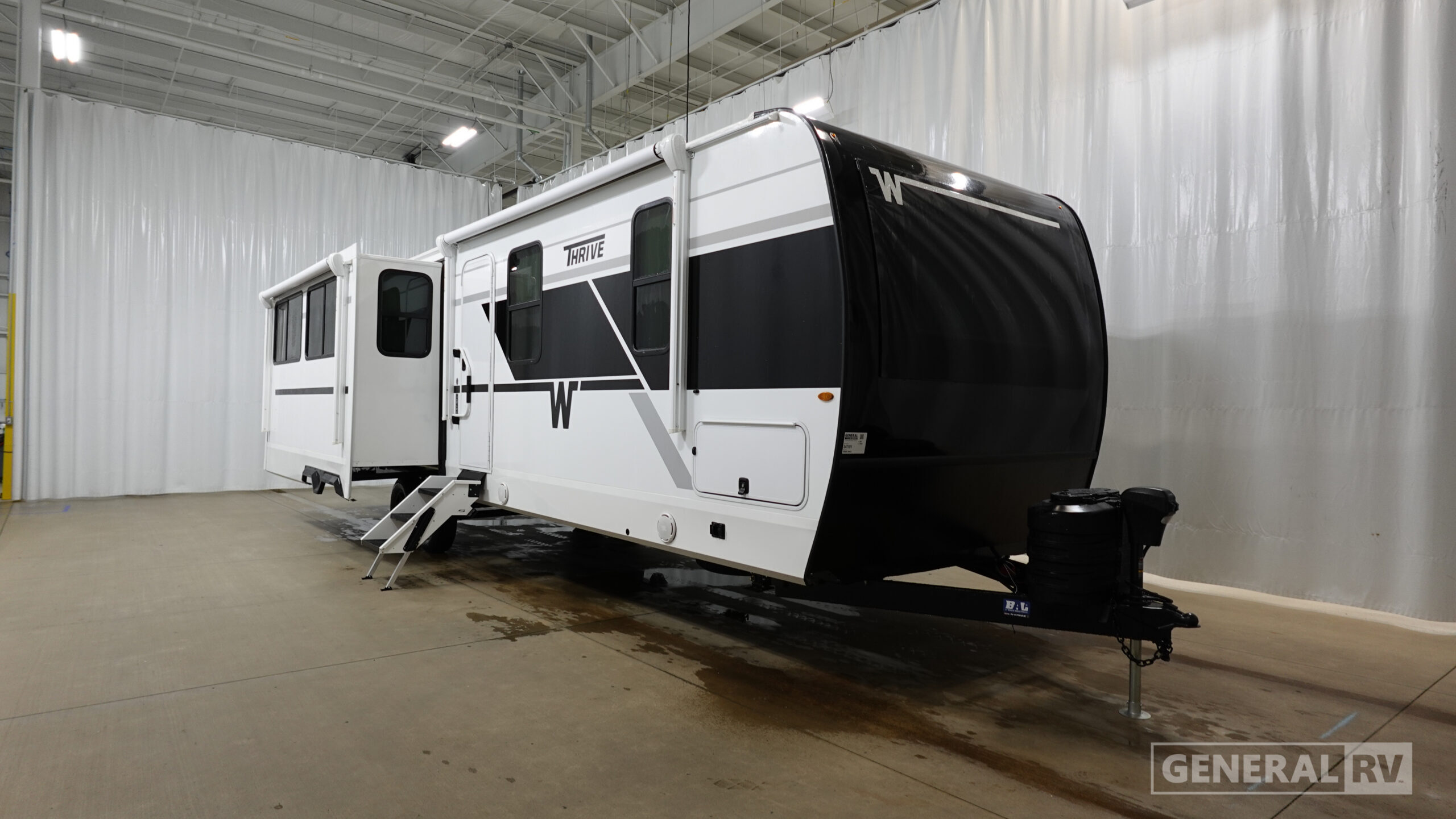 2026 Winnebago THRIVE 29RLO in ashland VA